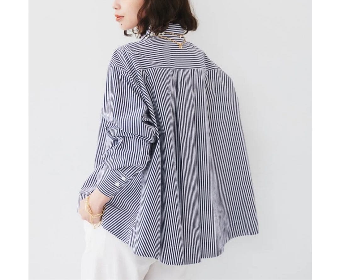 UNTITLED タイプライター テントシャツ