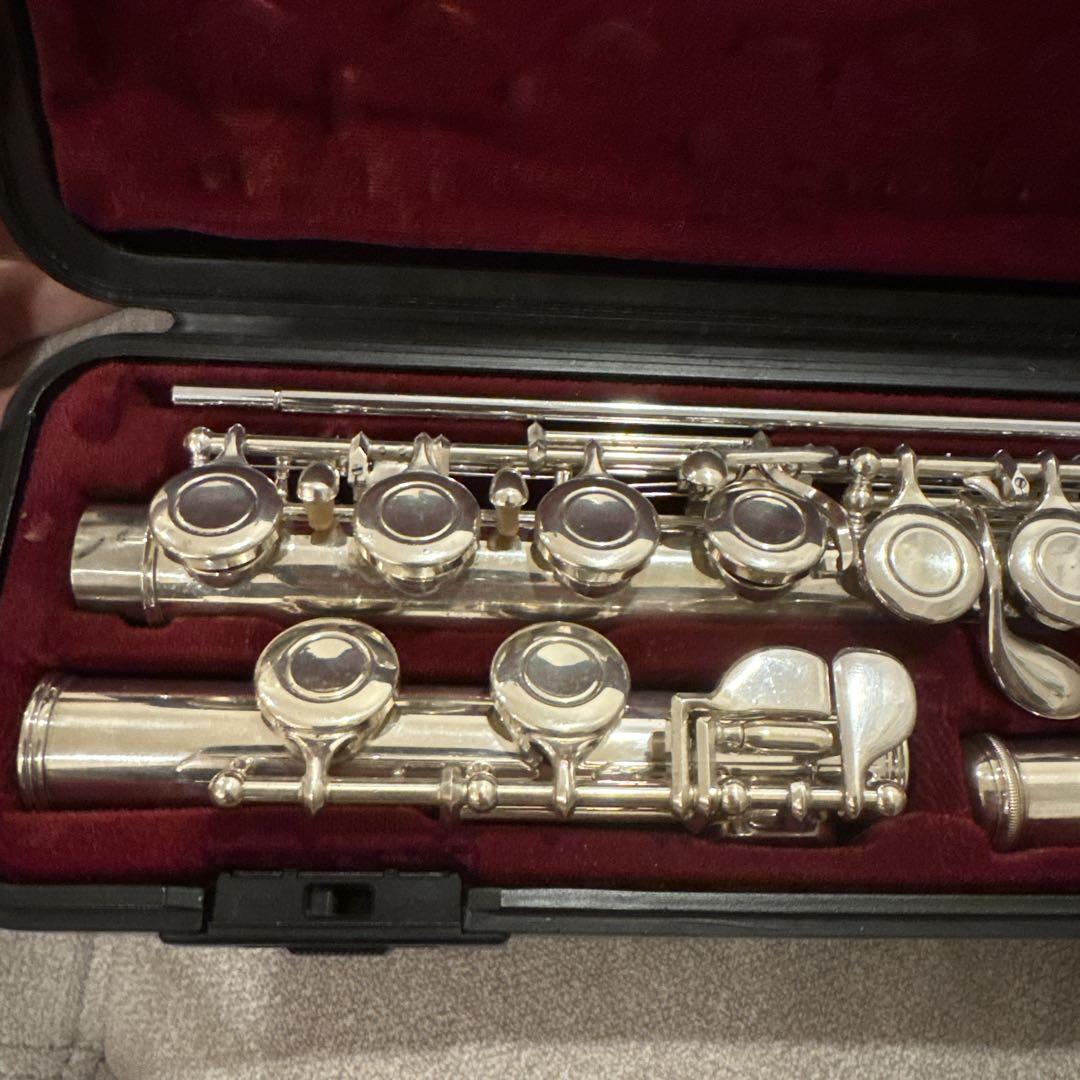 YAMAHAヤマハフルート 211S ハードケース付き
