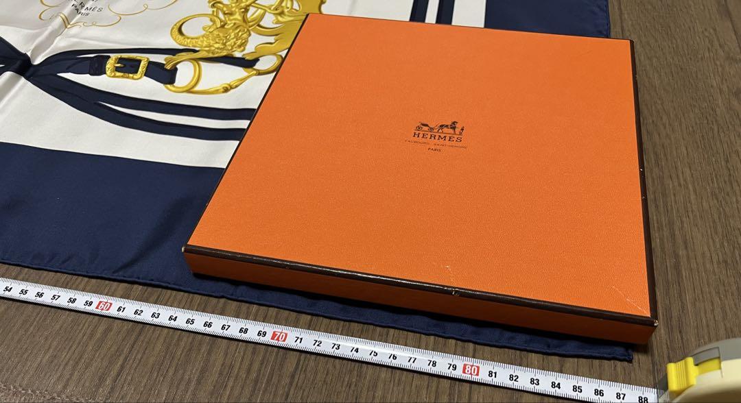 HERMES エルメス　シルク　スカーフ　大判カレ