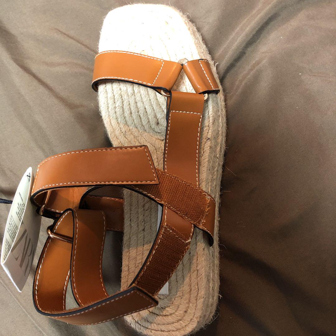 新品　ZARA ザラ　サンダル　キャメル　マルニ　ロエベ 新品 ZARA ザラ サンダル キャメル マルニ ロエベ
