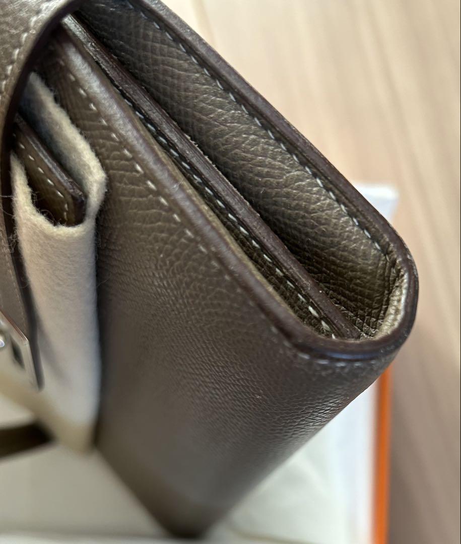 エルメス ケリーウォレット エトゥープ 長財布　白ステッチ