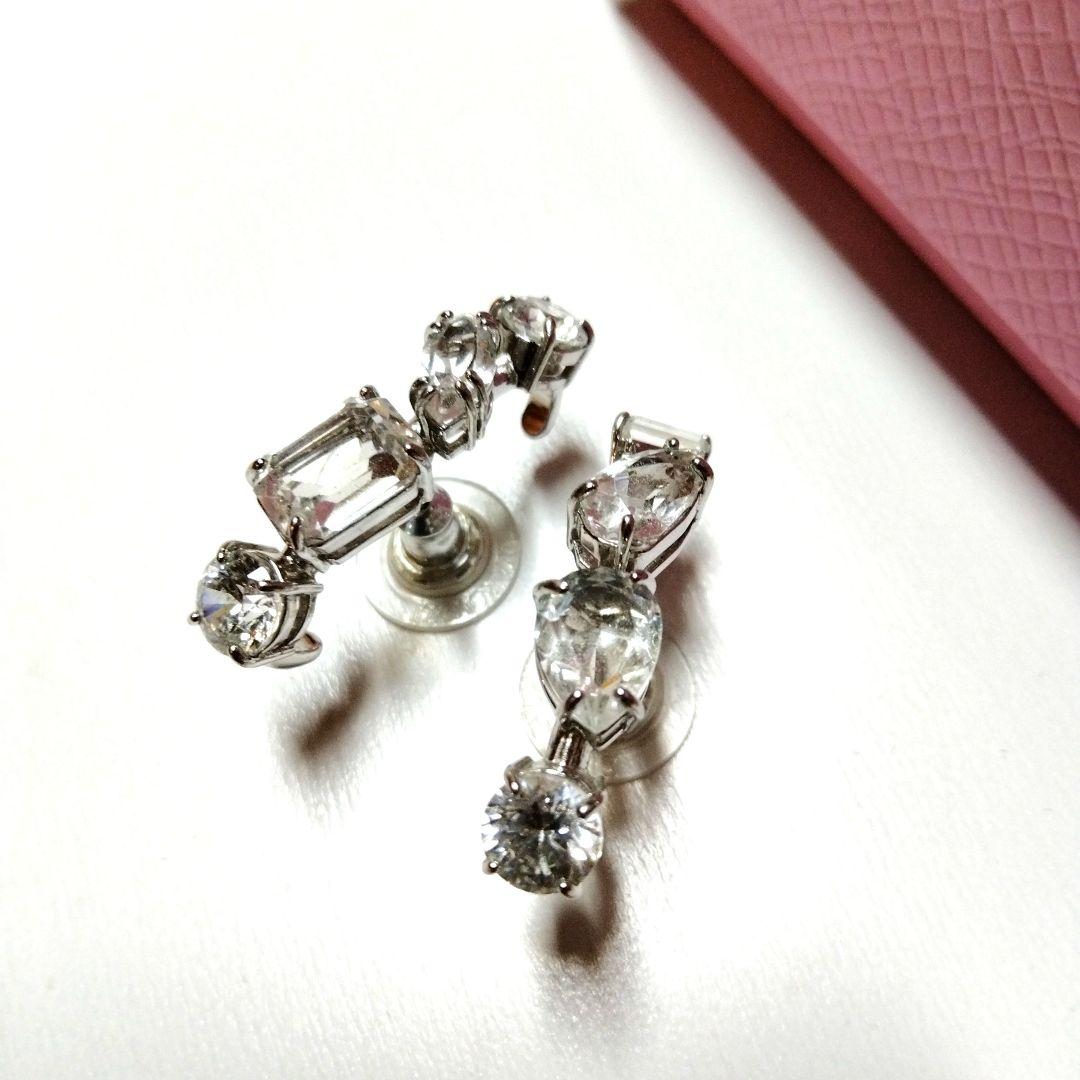 完売 Swarovski Gema ピアス 5639331 - メルカリ アクセサリー