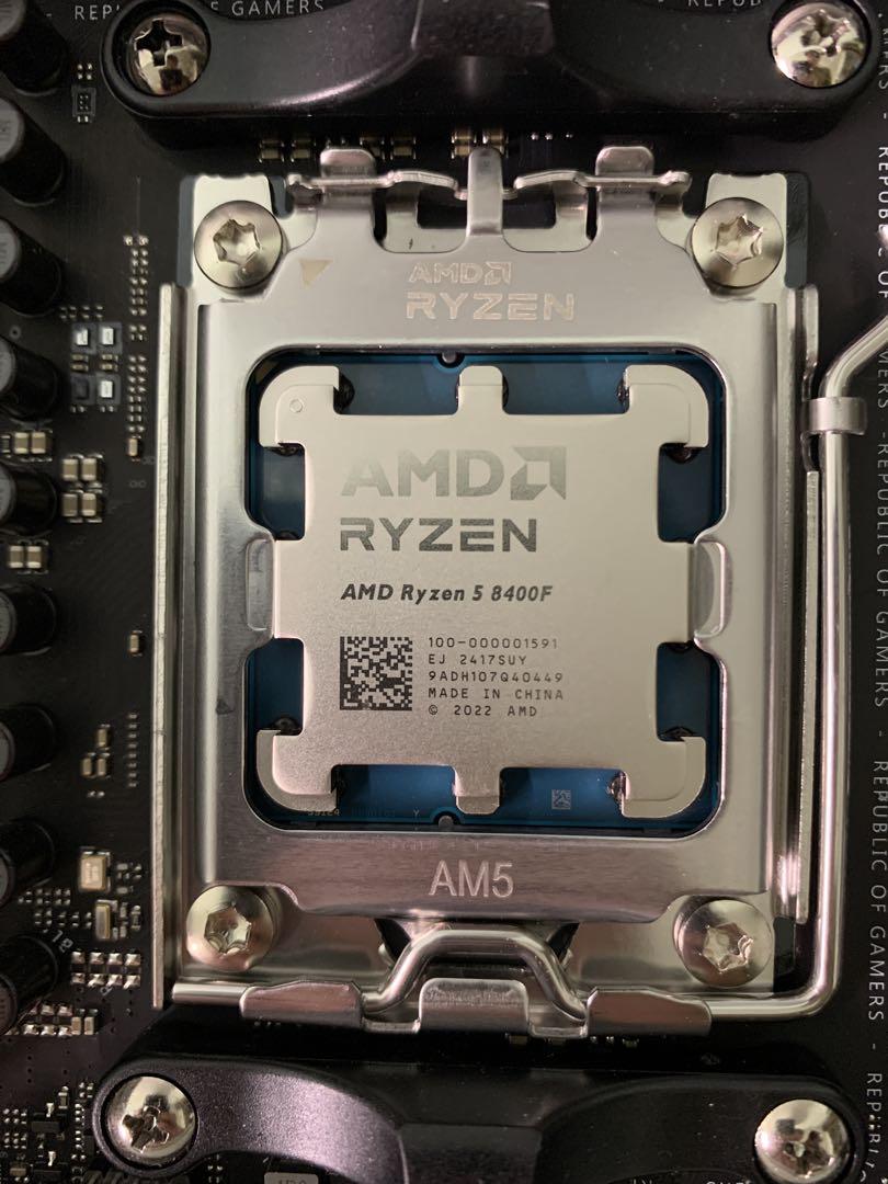 ASUS ROG STRIX X670E-A + Ryzen5 8400Fセット ASUS ROG STRIX X670E-A + Ryzen5 8400Fセット