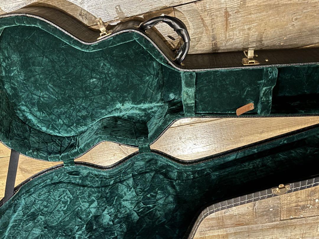 Gibson ハードケース　クロコ柄