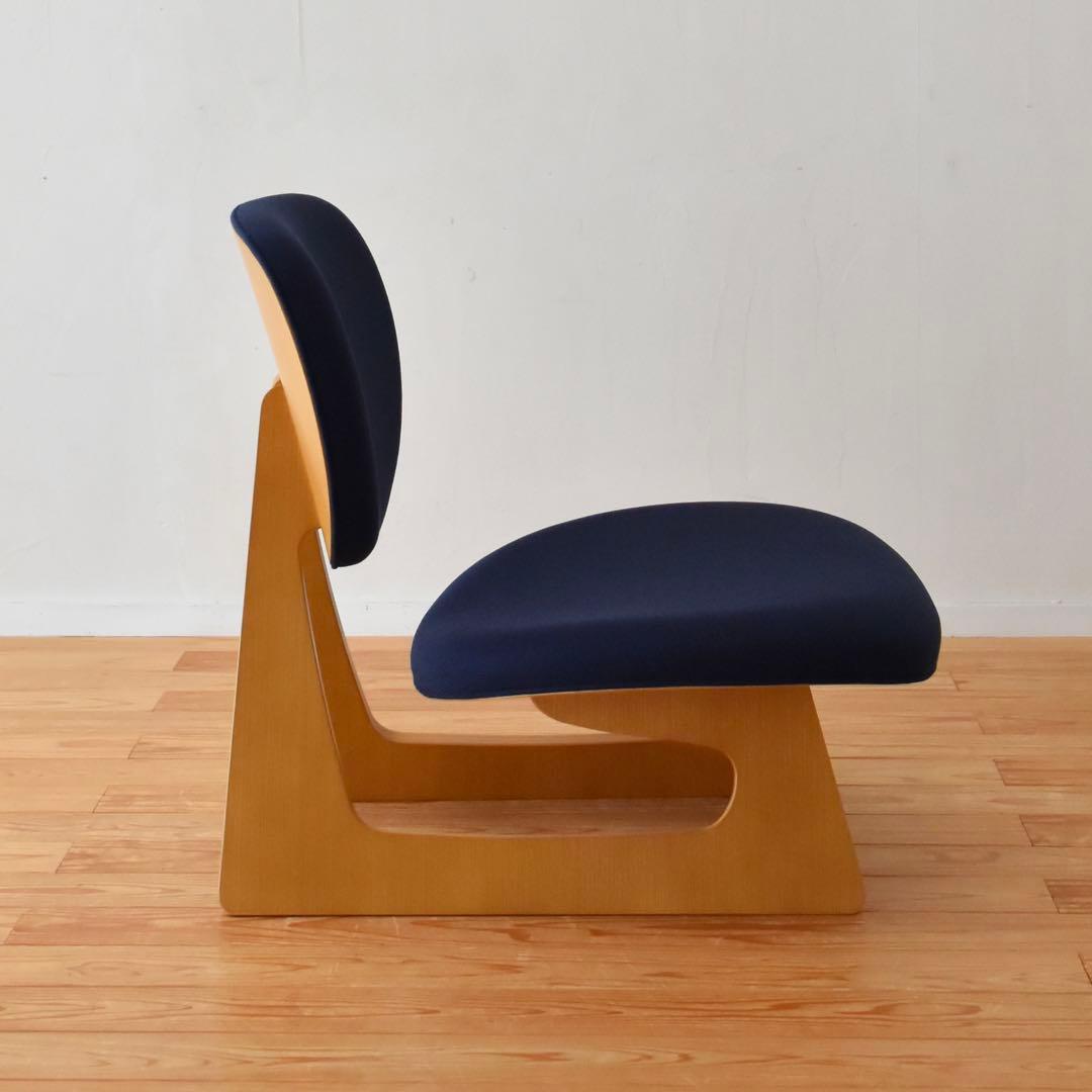 低座イス 長大作