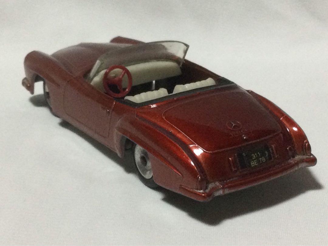 SOLIDO製 1/43 ベンツ190SL メタリック赤