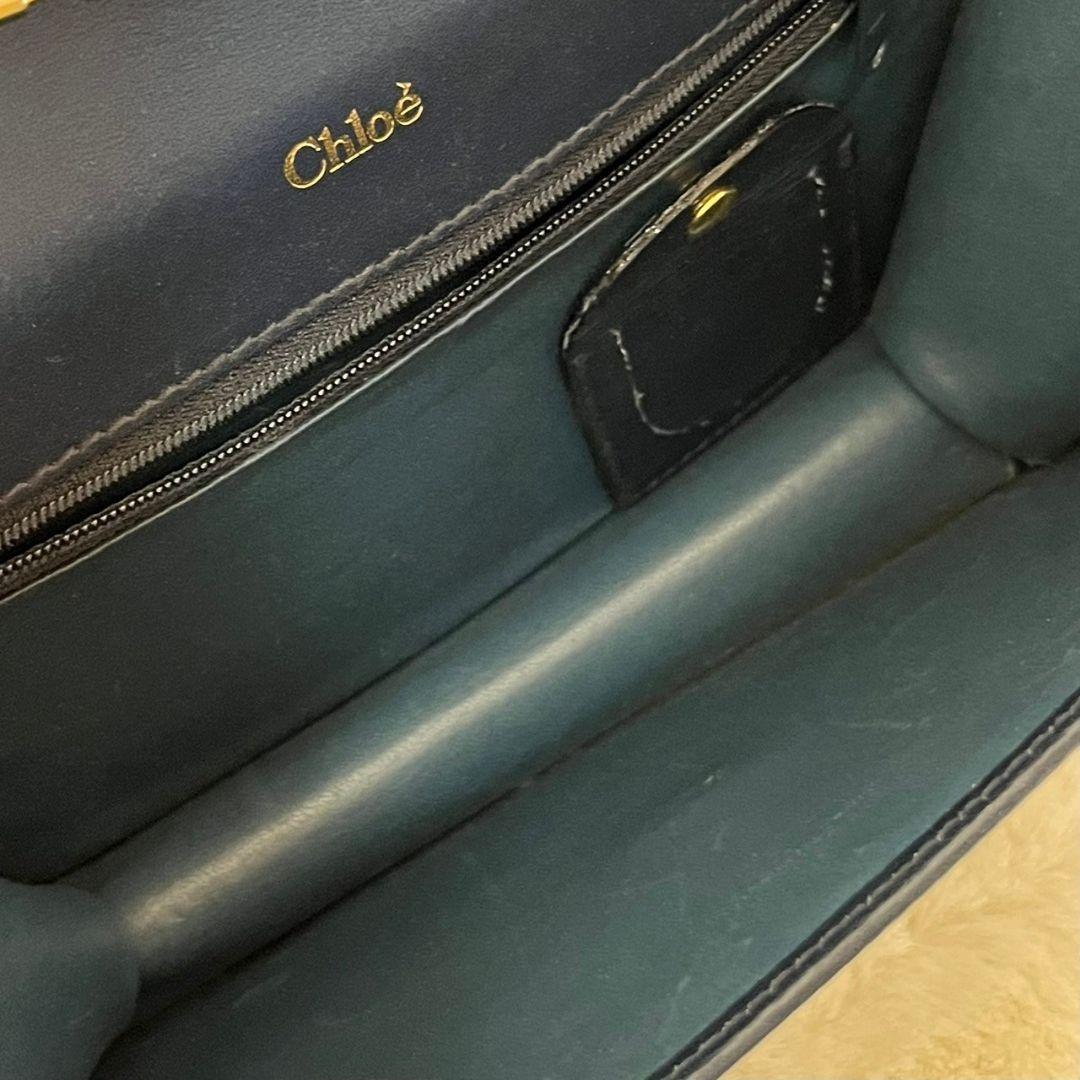 クロエ メタルロゴ チェーンショルダーバッグ Chloe ビンテージ チェーン ショルダーバッグ レザー メタルロゴ