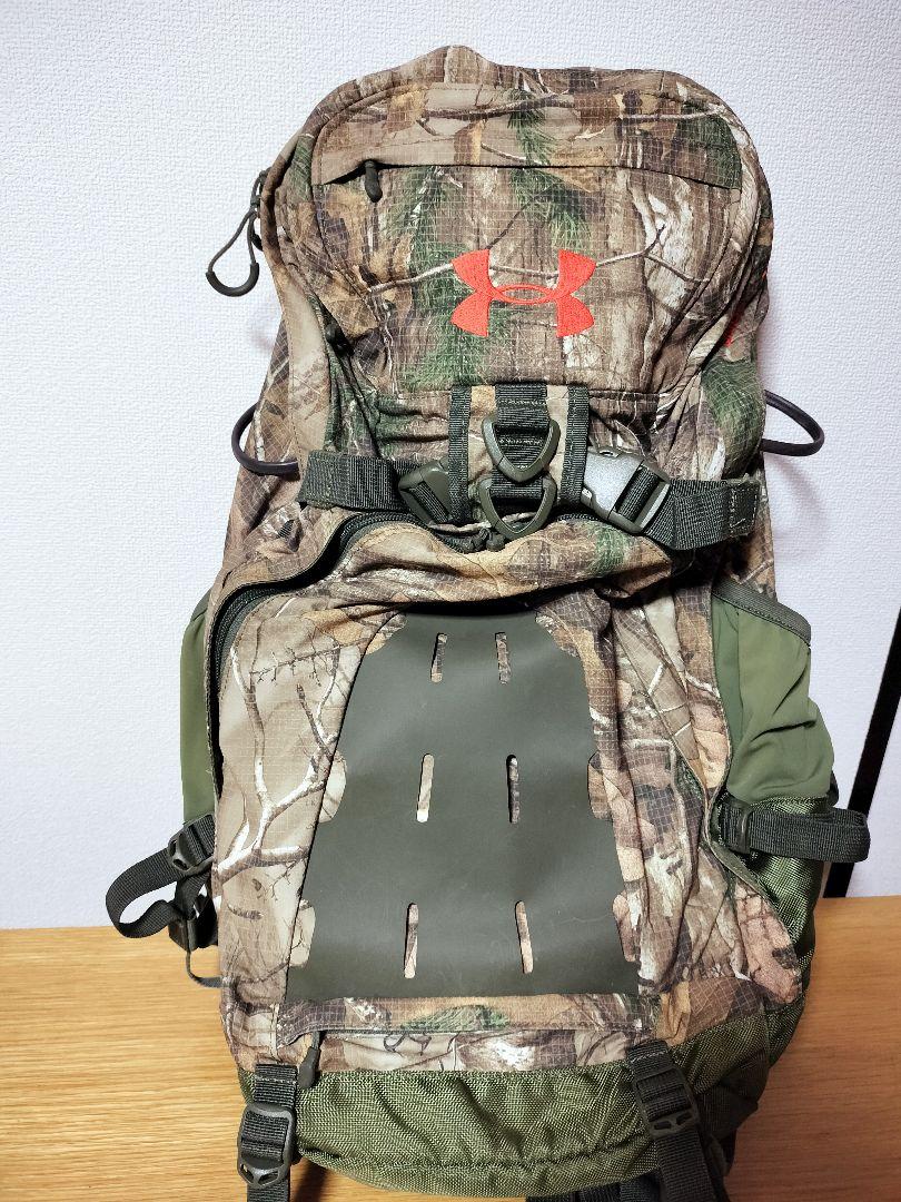 アンダーアーマー 1800 Camo Backpack