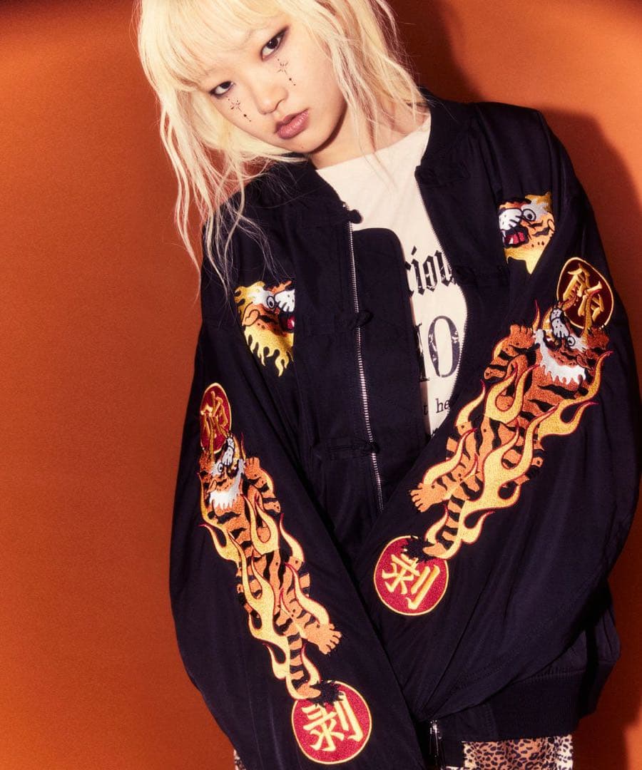 Candy stripper トラ刺繍 チャイナ MA-1 SIZE Candy Stripper