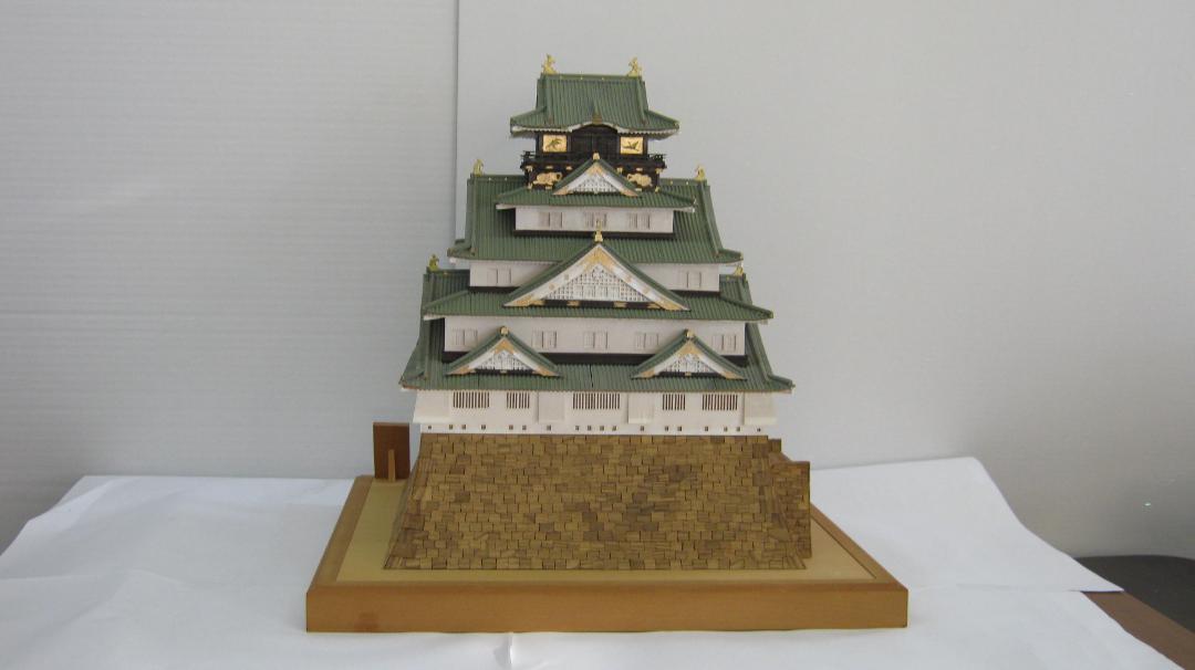 【完成品】木製建築模型【1/150スケール大阪城】（組み立て済み）
