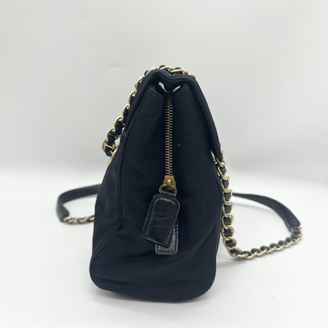 PRADA プラダ　ナイロン　三角口ゴ　チェーンショルダーバッグ