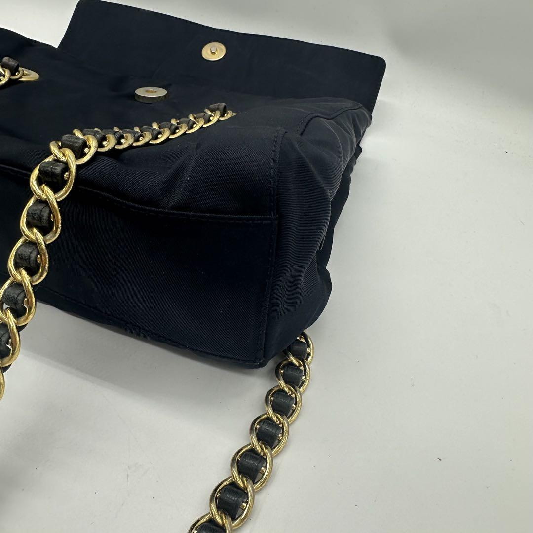 PRADA プラダ　ナイロン　三角口ゴ　チェーンショルダーバッグ
