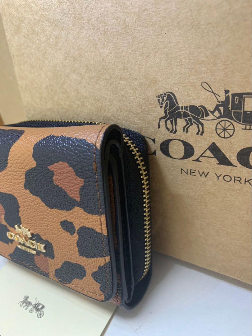 新品未使用‼️COACH コーチ　財布　三つ折り　スモールトライフォールド
