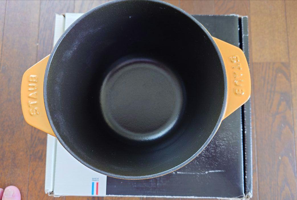 【STAUB】ストウブ ラ・ココット de GOHAN M 16cm マスタード