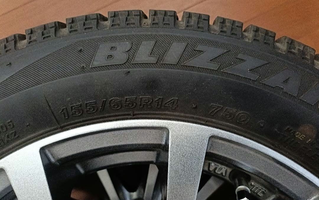 タイヤ ホイールセット目立った傷や汚れなし