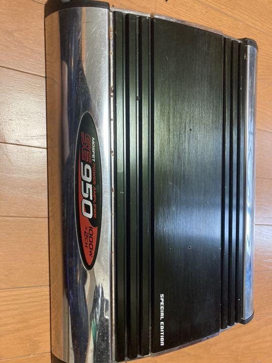 Kicker solobaric L5 8インチ おまけアンプ付き