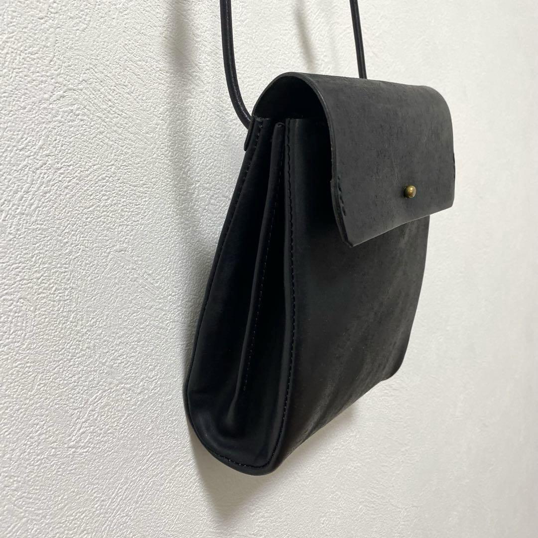 レザーショルダーバッグ