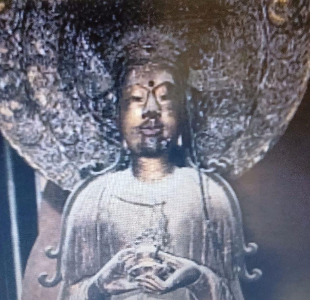 聖徳太子の救世観音像