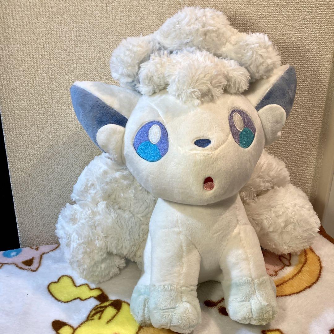 レア】アローラ ロコン ふわふわぬいぐるみ ポケモンセンター