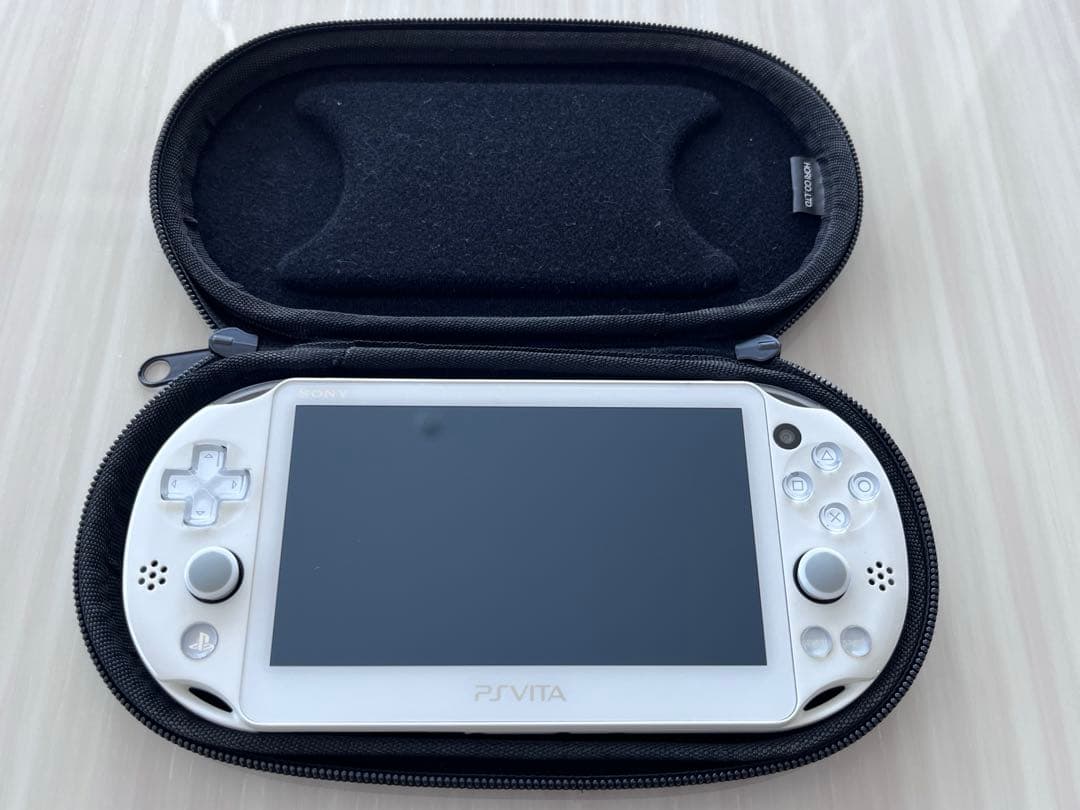 SONY PS Vita ホワイト 本体
