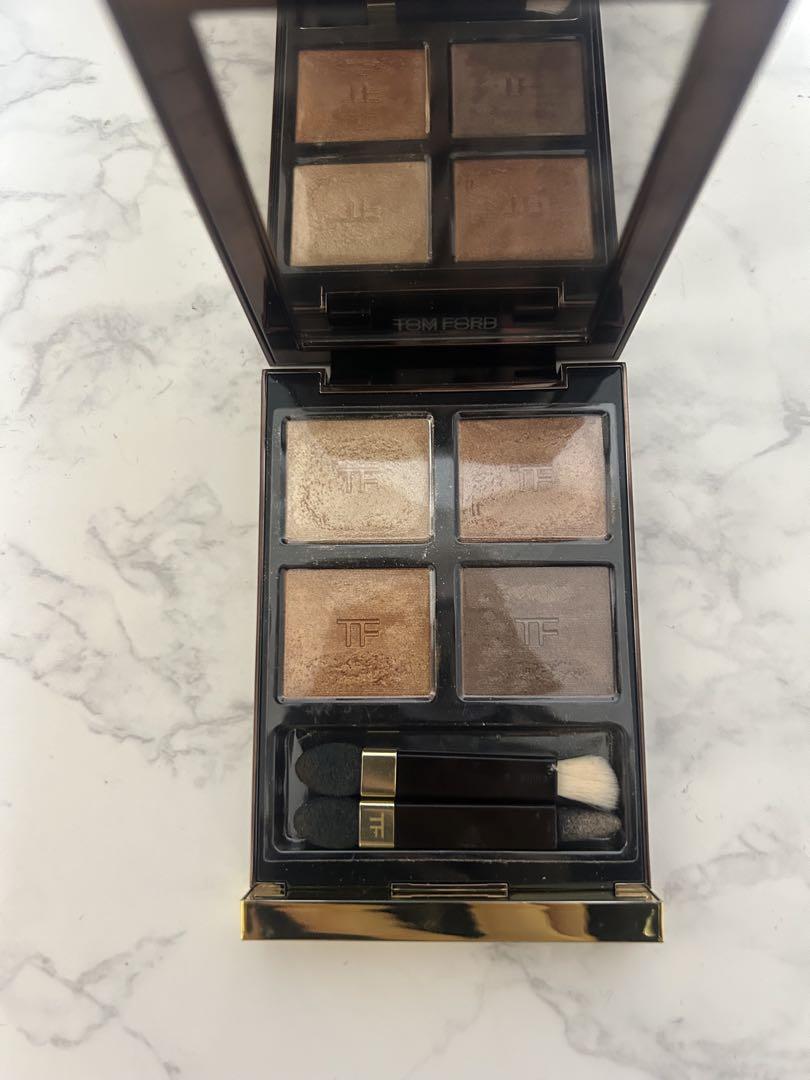 廃盤色TOM FORD アイカラークォード04A サスピション