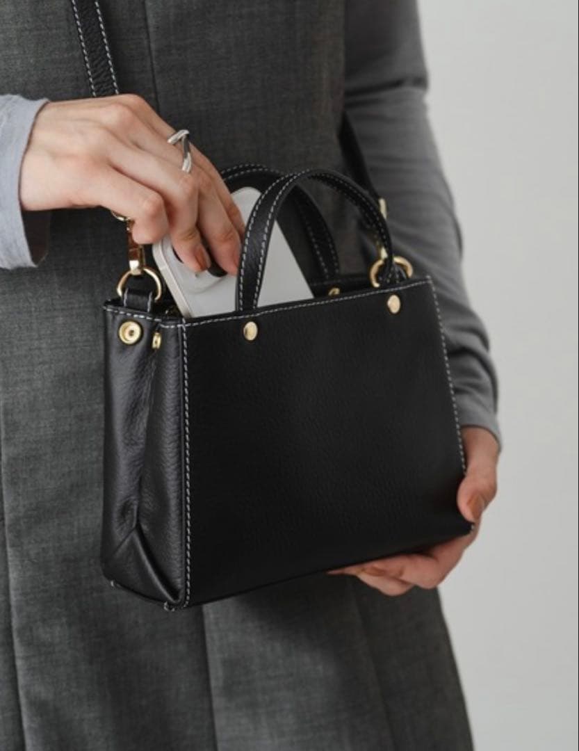 russe ＜SHOPPER）マイクロショルダーバッグ