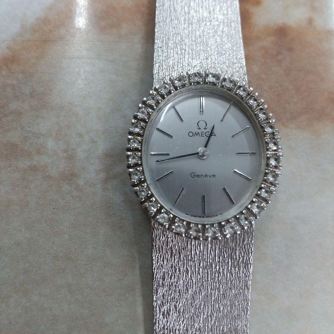 OMEGA オメガ 腕時計 
レディース 手巻き 
ダイヤベゼル Geneve