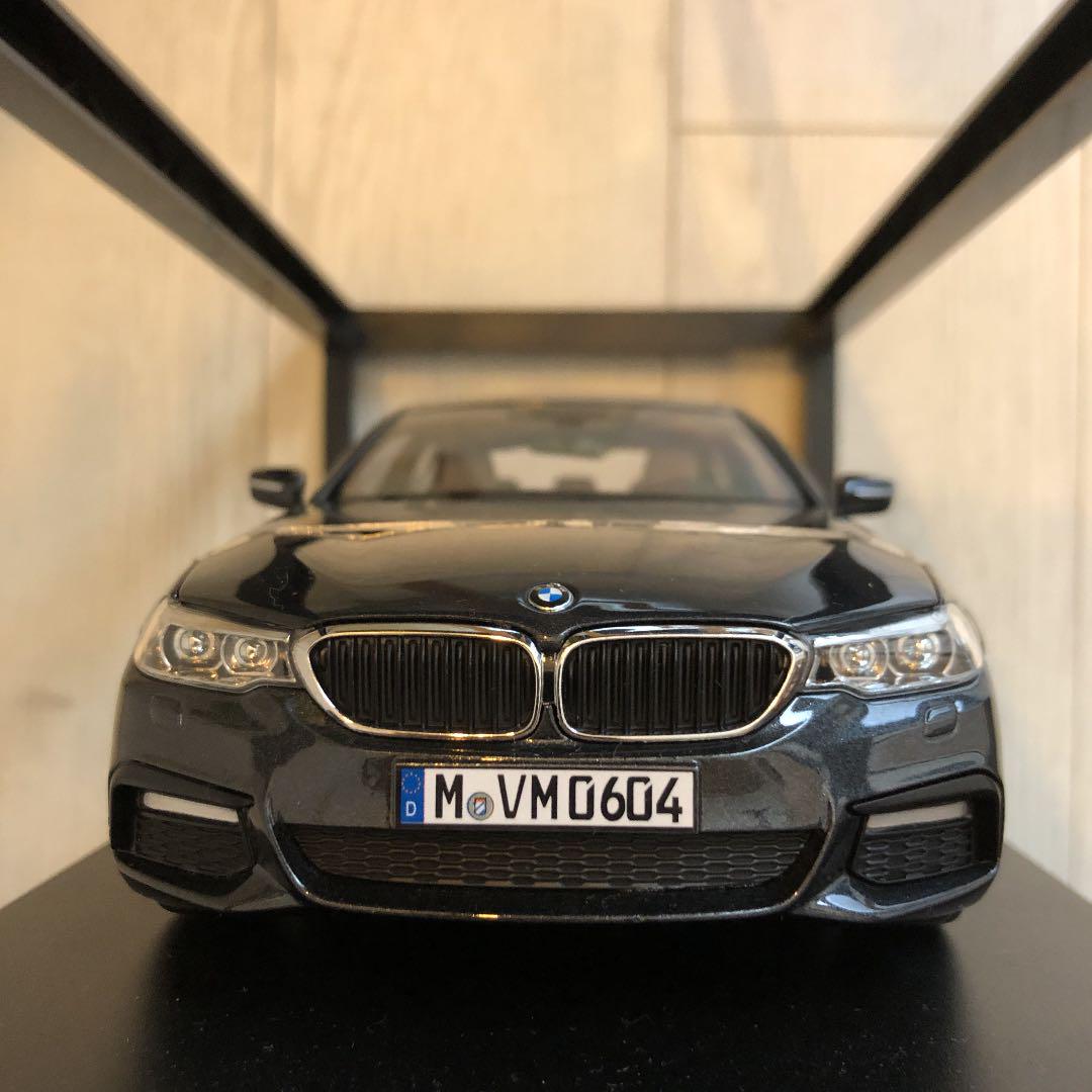 人気超激安 美品 5シリーズMスポーツ?1:18 スケールモデル RK4dG-m20845685601 BMW 即納お得