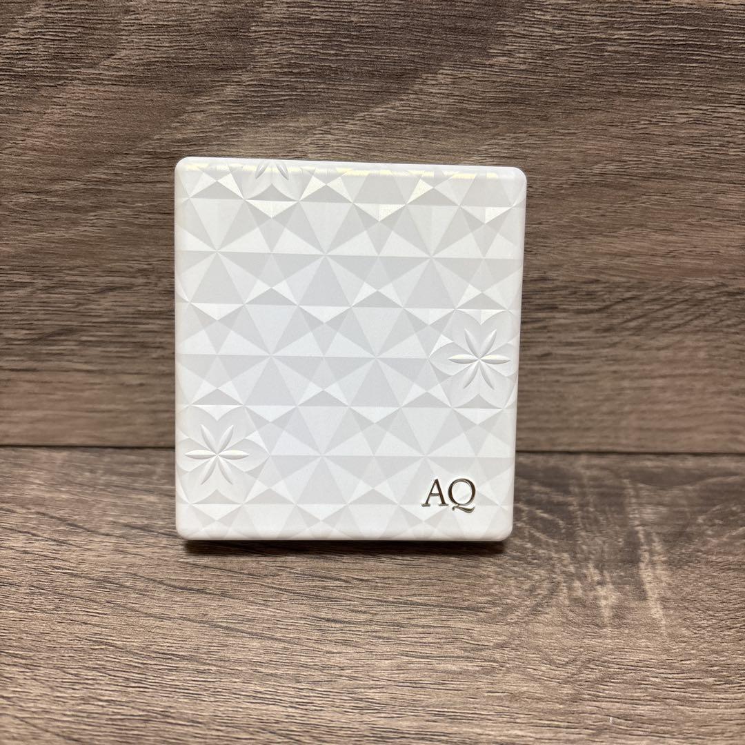 DECORTE AQ ラディアントグローリフティングクッションファンデーション
