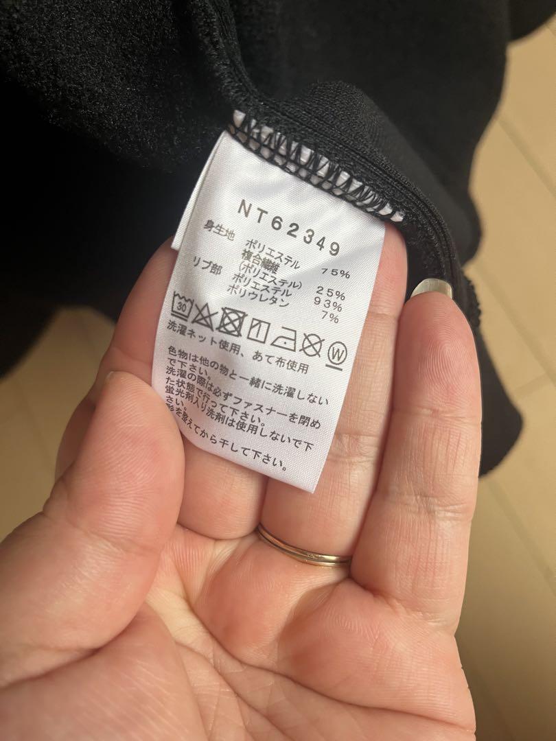ザノースフェイスパーカー新品