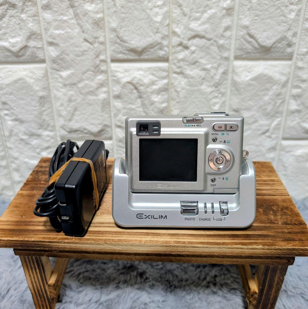 最終値下【良品】CASIO カシオ EXILIM EX-Z3　コンデジ　充電器付