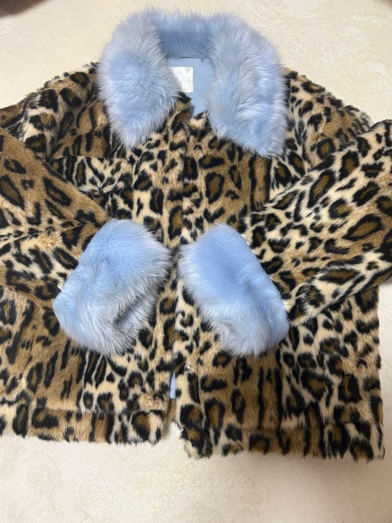 即購可 Nodress 豹柄 ファーコート ブルー 完売品 レア y2k 00s 即購可 Nodress 豹柄 ファーコート ブルー 完売品 レア y2k 00s