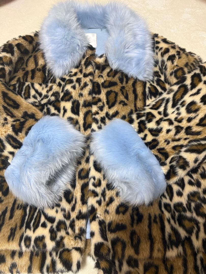 即購可 Nodress 豹柄 ファーコート ブルー 完売品 レア y2k 00s 即購可 Nodress 豹柄 ファーコート ブルー 完売品 レア y2k 00s