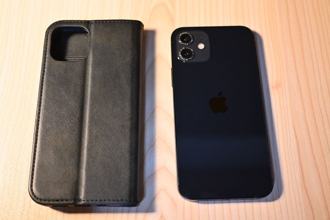 iPhone12本体 手帳型ケース 黒