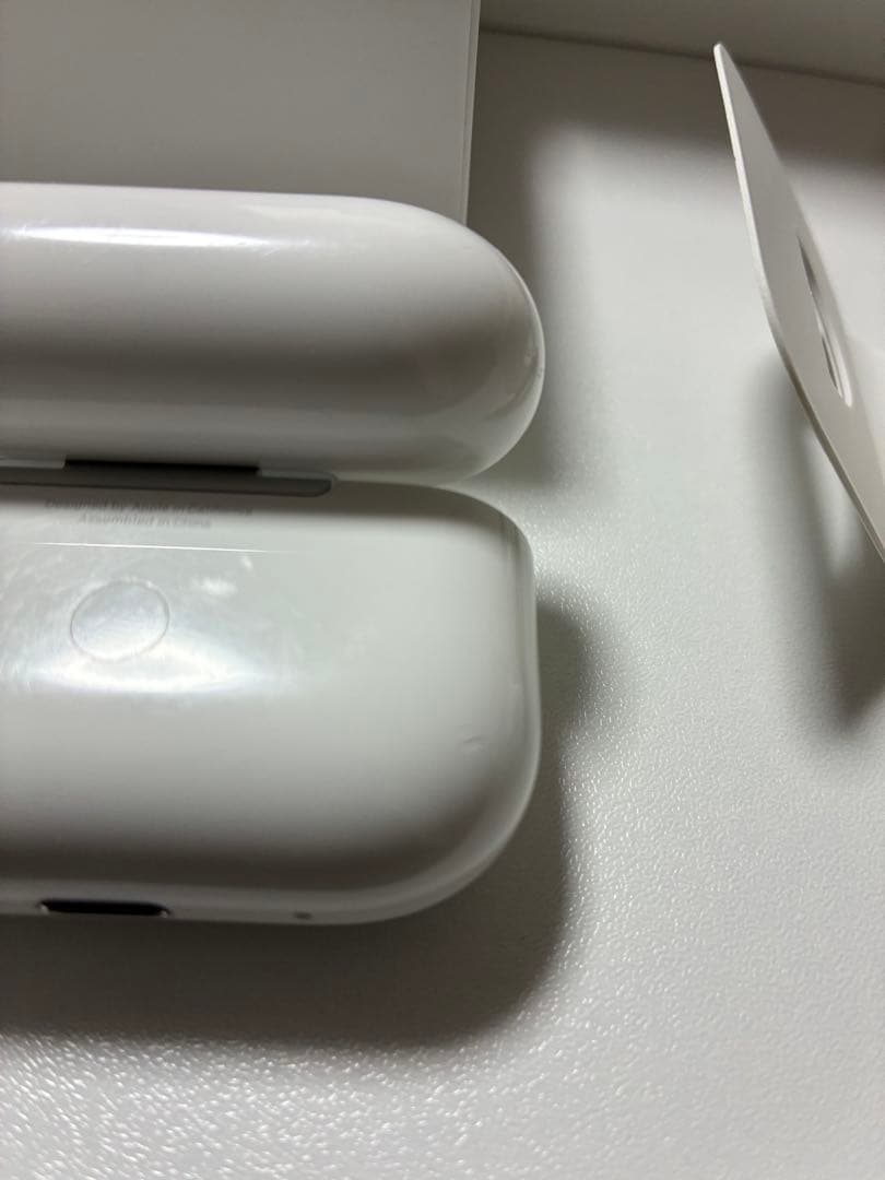 Apple AirPods pro第二世代　本体 ホワイト