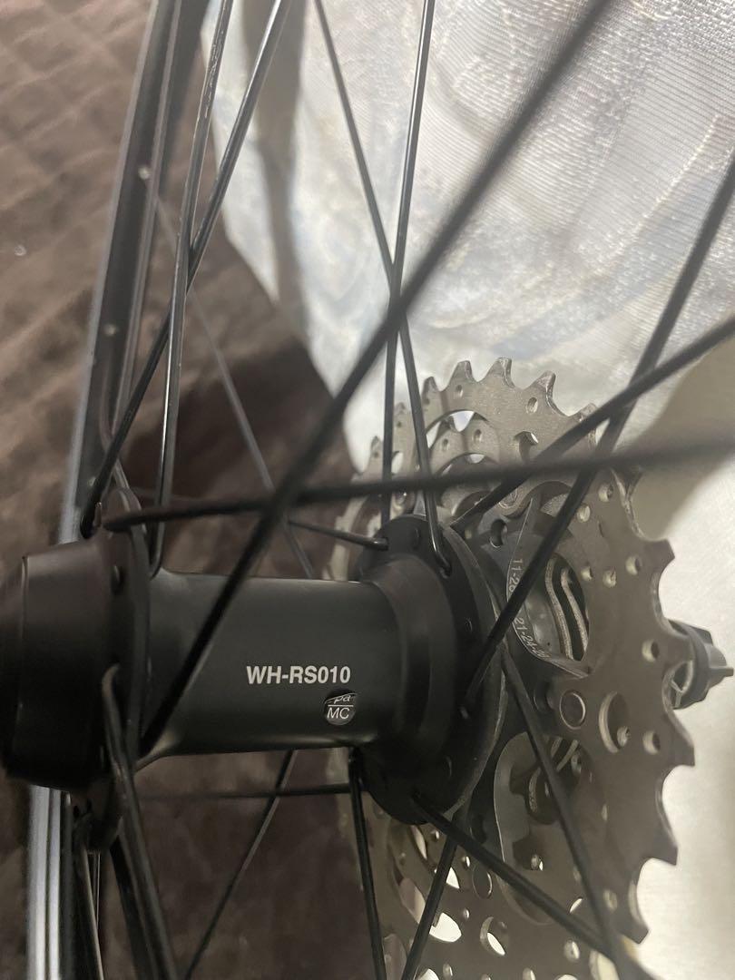 SHIMANO 700C WH-RS010ホイール 10段アルテグラ ギア付き