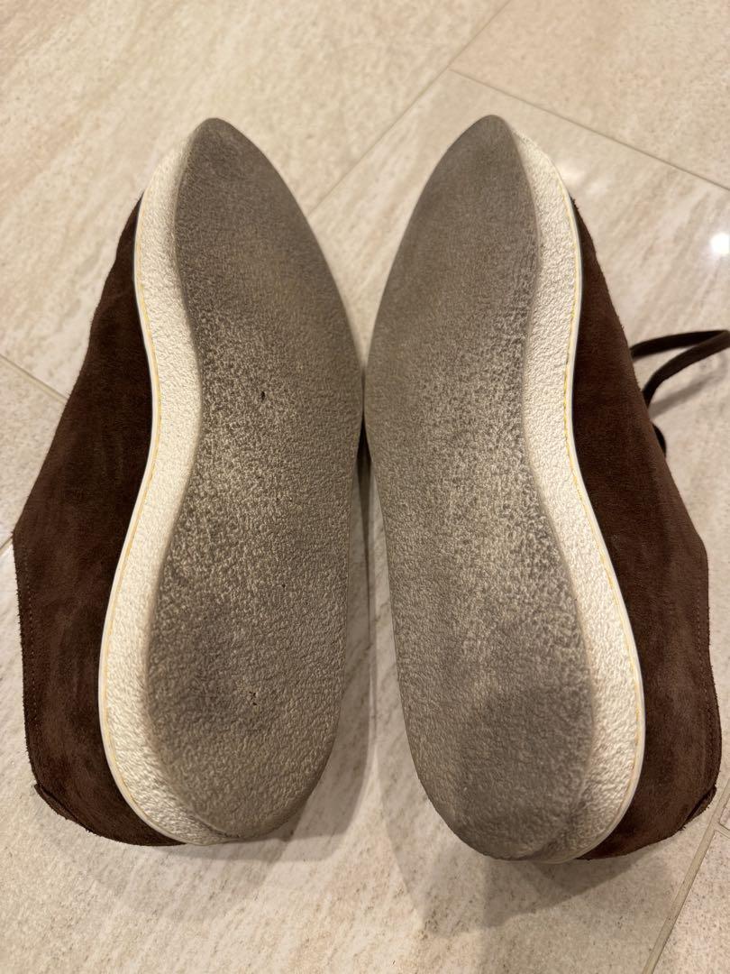 JOHN LOBB