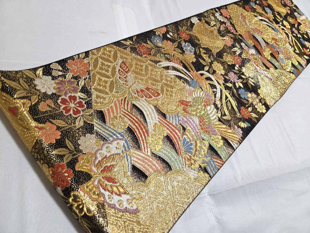 B◆着物くつろぎ 吉祥文様 金糸 黒 蝶々 鳳凰 六通 正絹 フォーマルな袋帯