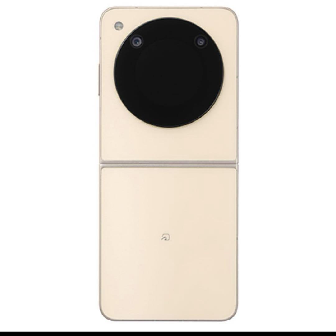 LiberoFlip　ゴールド　SIMフリー　専用ケース引換付 最終値下げ【選べるケースつき】Libero Flip ゴールド 新品未使用