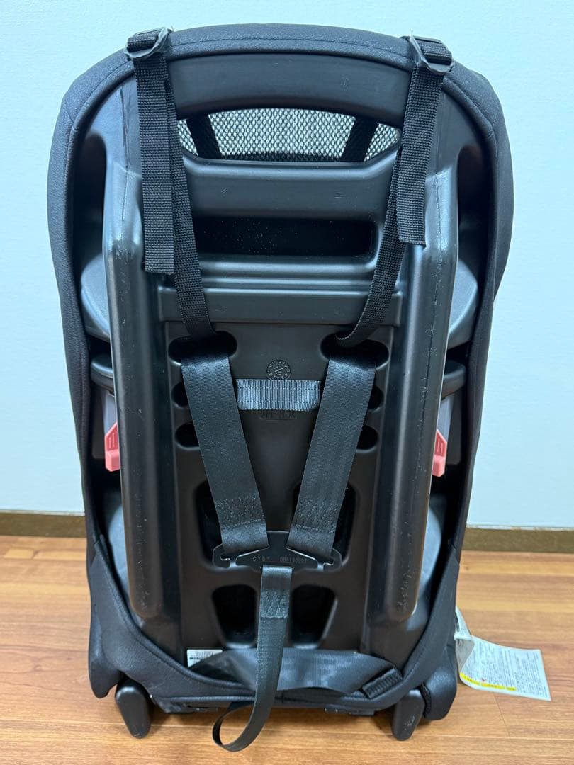 【極美品】Combi ジョイトリップ エッグショックS GG ジュニアシート