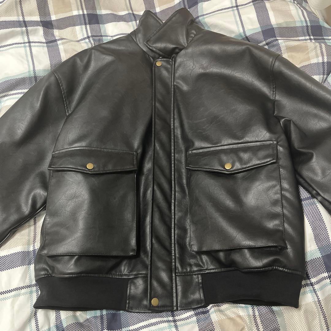 黒　レザージャケット