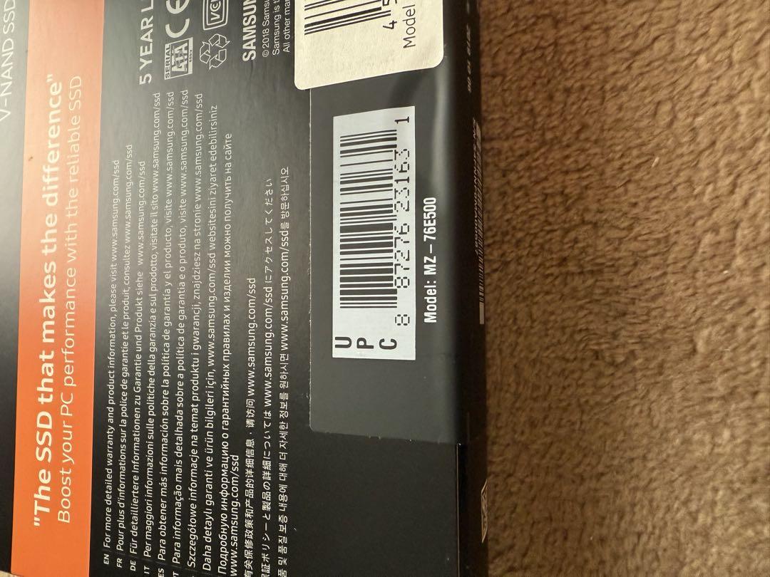 SAMSUNG 860 EVO 500GB SSD 未使用品　未開封