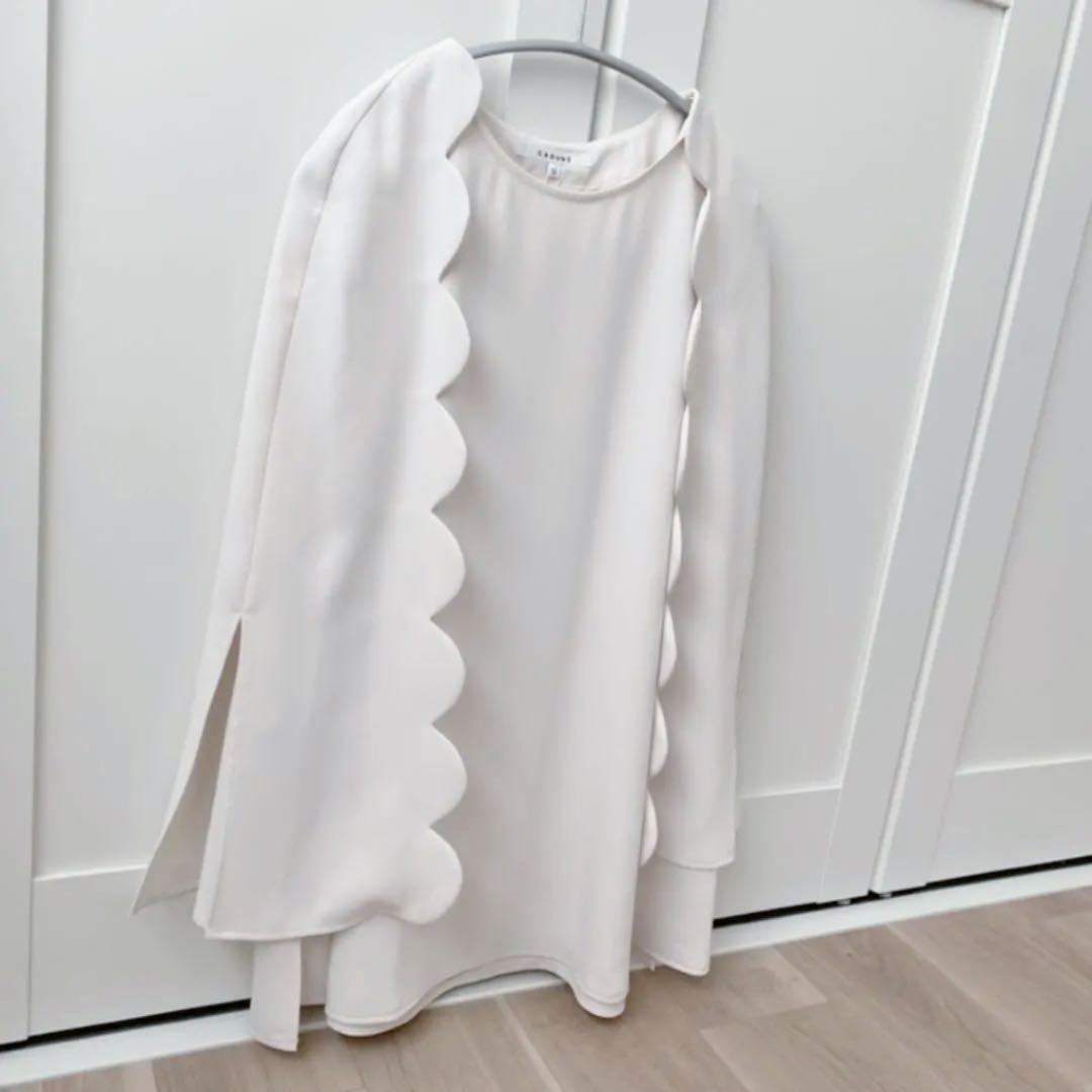 CADUNE【川上桃子さんコラボ】スカラケープ2wayブラウス 新品
