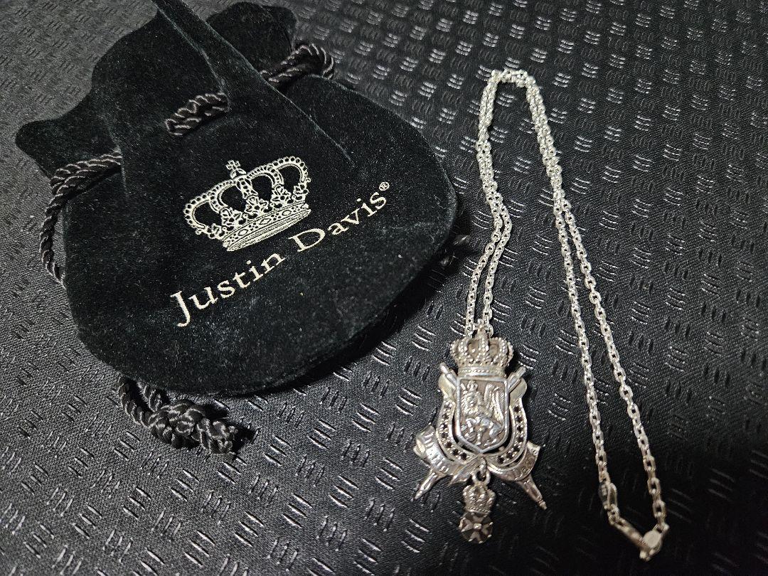 Justin Davis Regal Chamber Chimera Pendant SPJ200 Silver 49
