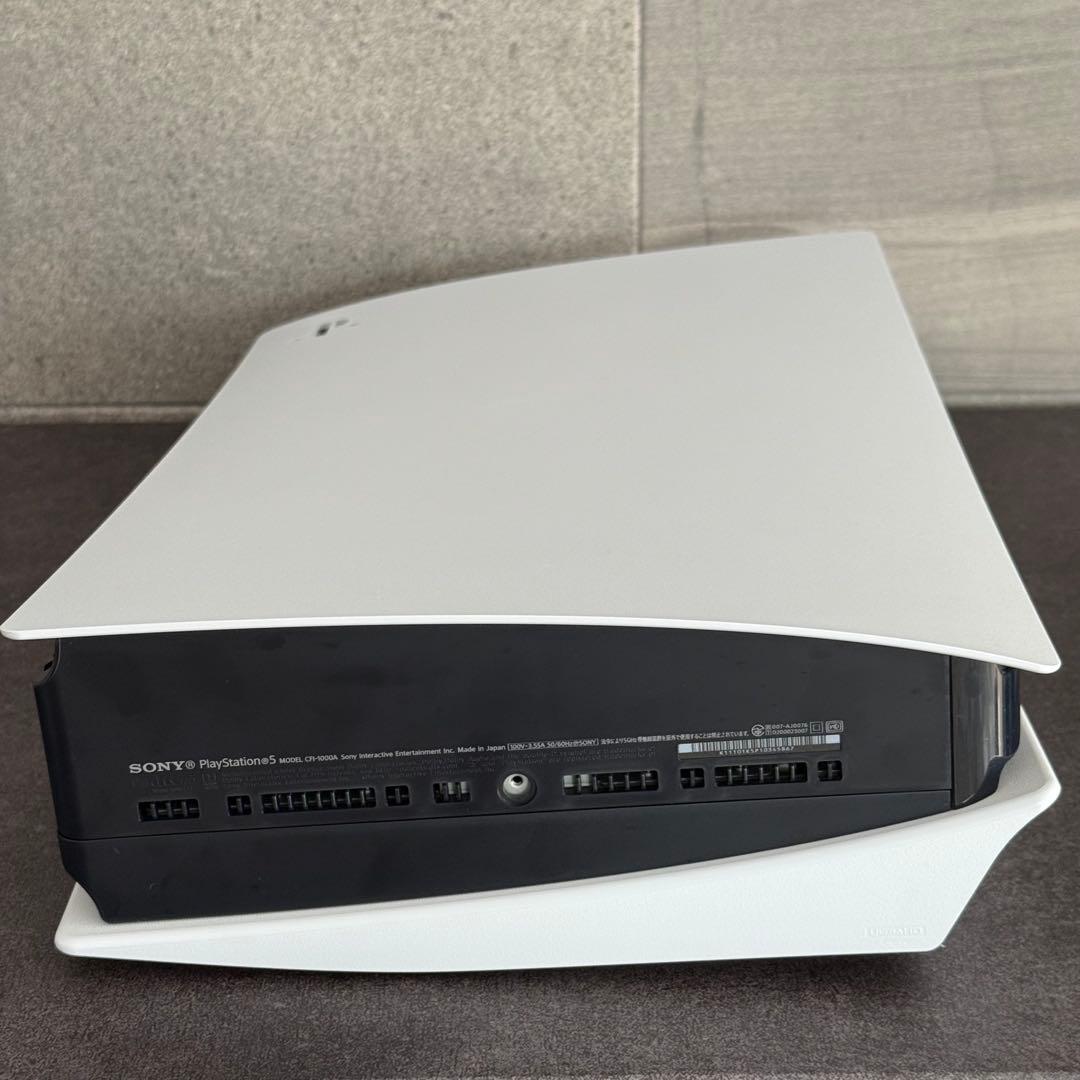 PlayStation 5 (PS5) 本体+コントローラー CFI-1000A