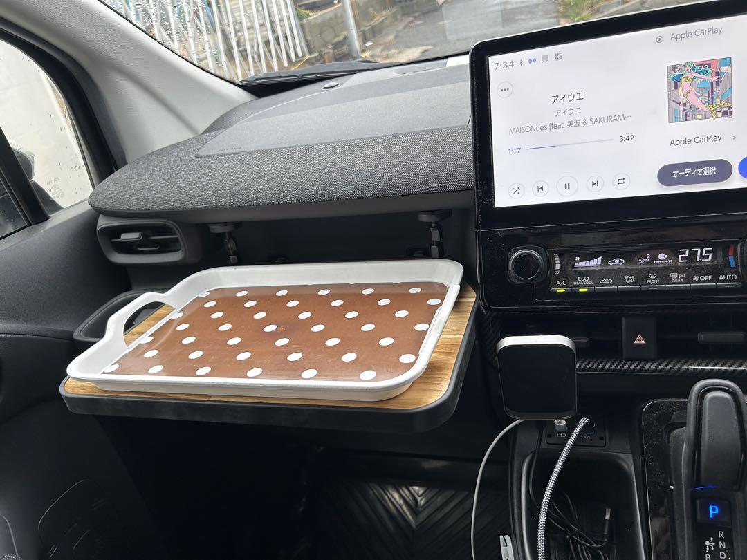 スペシャルオファ 新型 シエンタ 13 モザイク柄 カフェ風テーブル 10系 パーツ