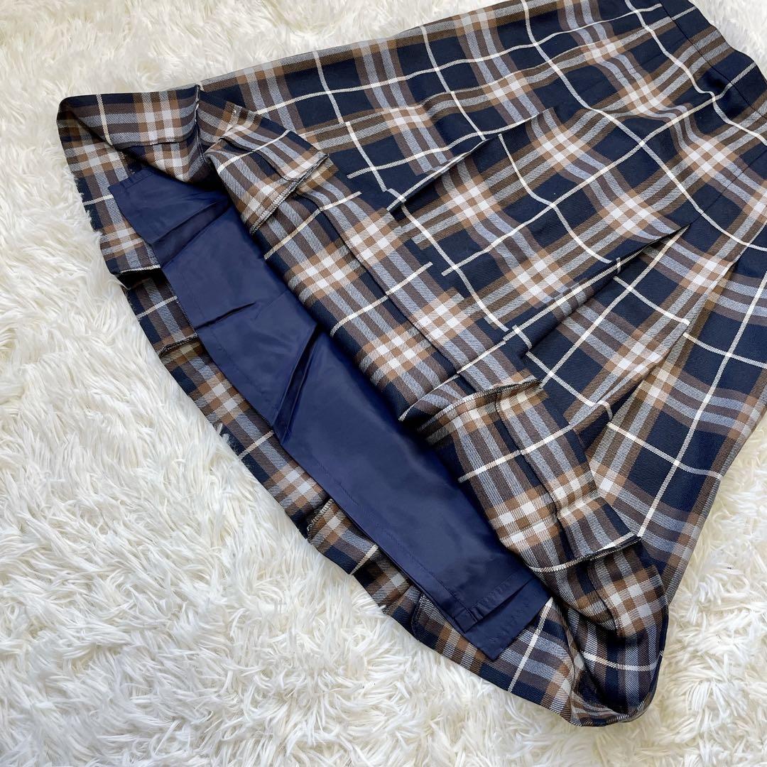未使用タグ付Burberrysバーバリー ノバチェック　プリーツスカート膝丈