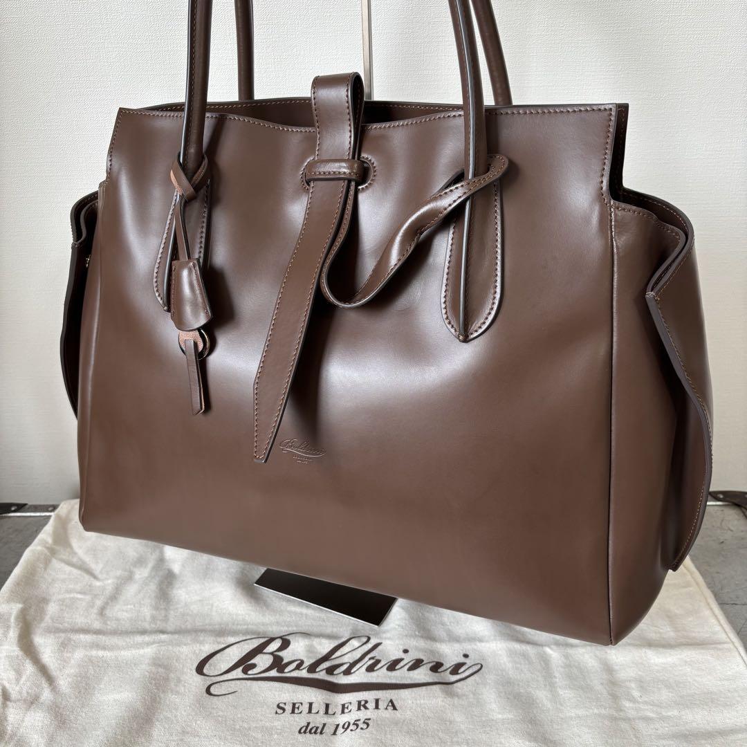美品　Boldrini Selleriaボルドリーニ　セレリア　トートバッグ