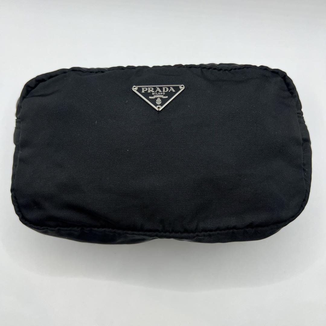 【美品】プラダ ポーチ ナイロン 三角ロゴ ブラック 白タグ