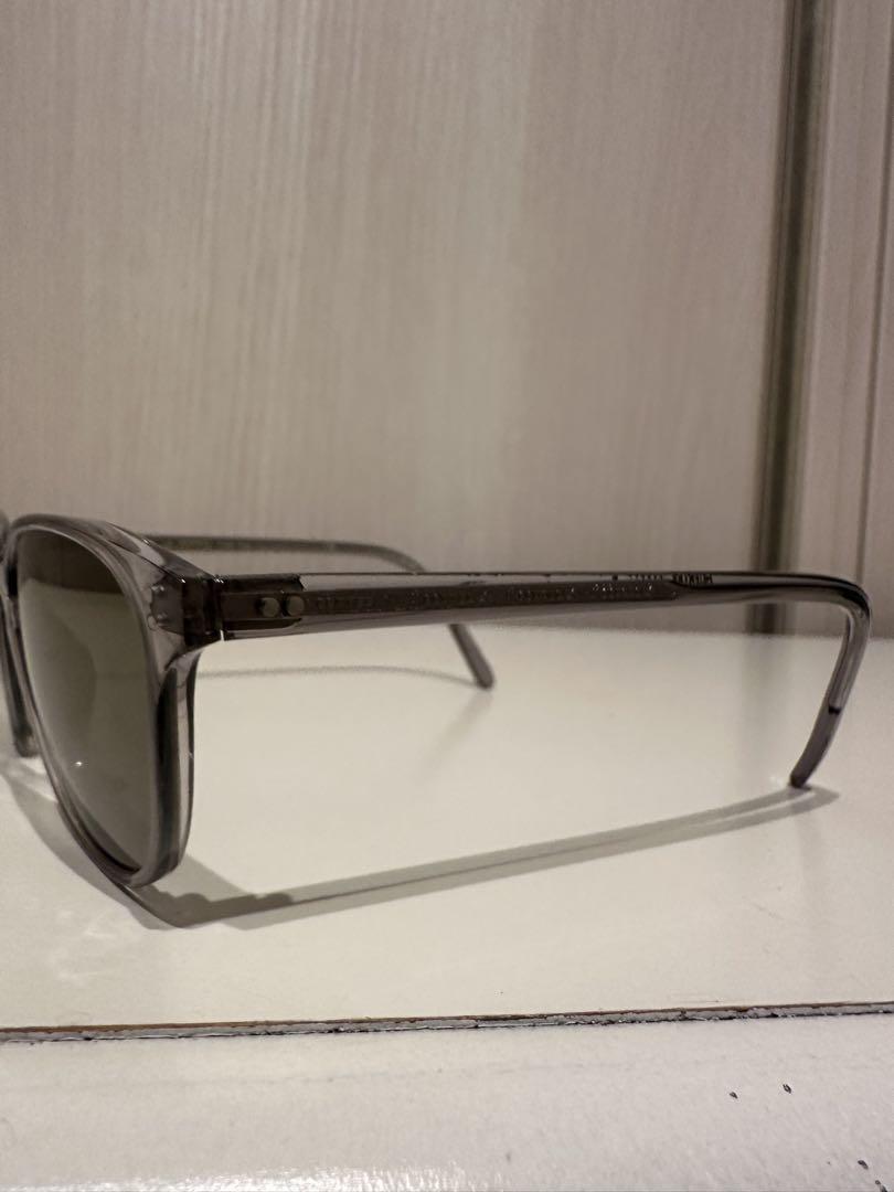 OLIVER PEOPLE グレーラウンドサングラス